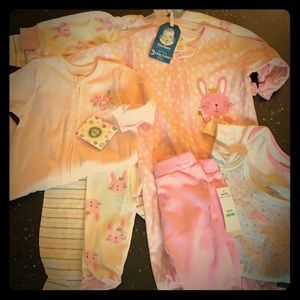 7-Pc Baby Girl Set NWT Pajamas + Outfits (3-6 M.)